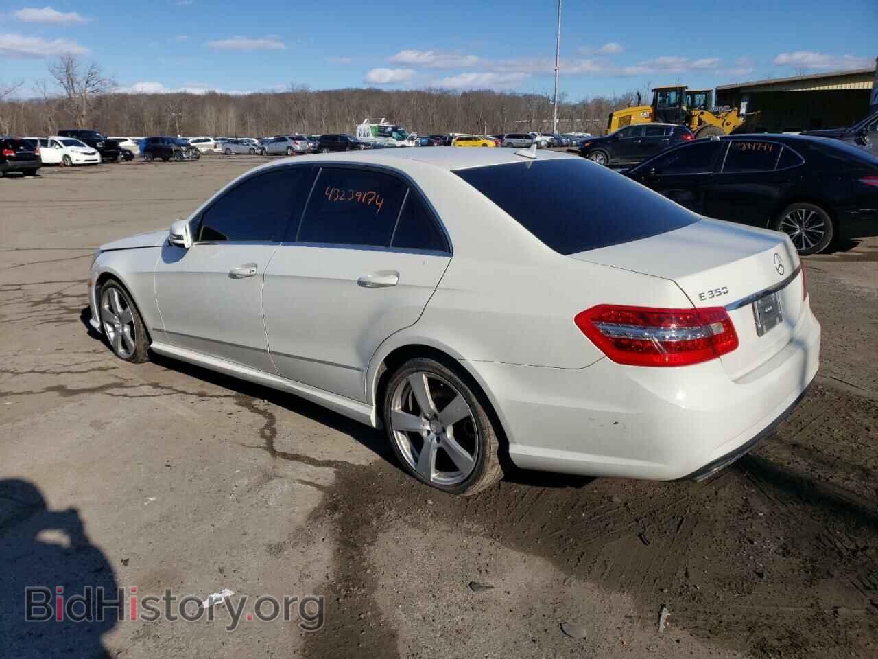 2010 MERCEDES-BENZ E-CLASS - VIN: WDDHF8HB0AA261068 - Фото 2