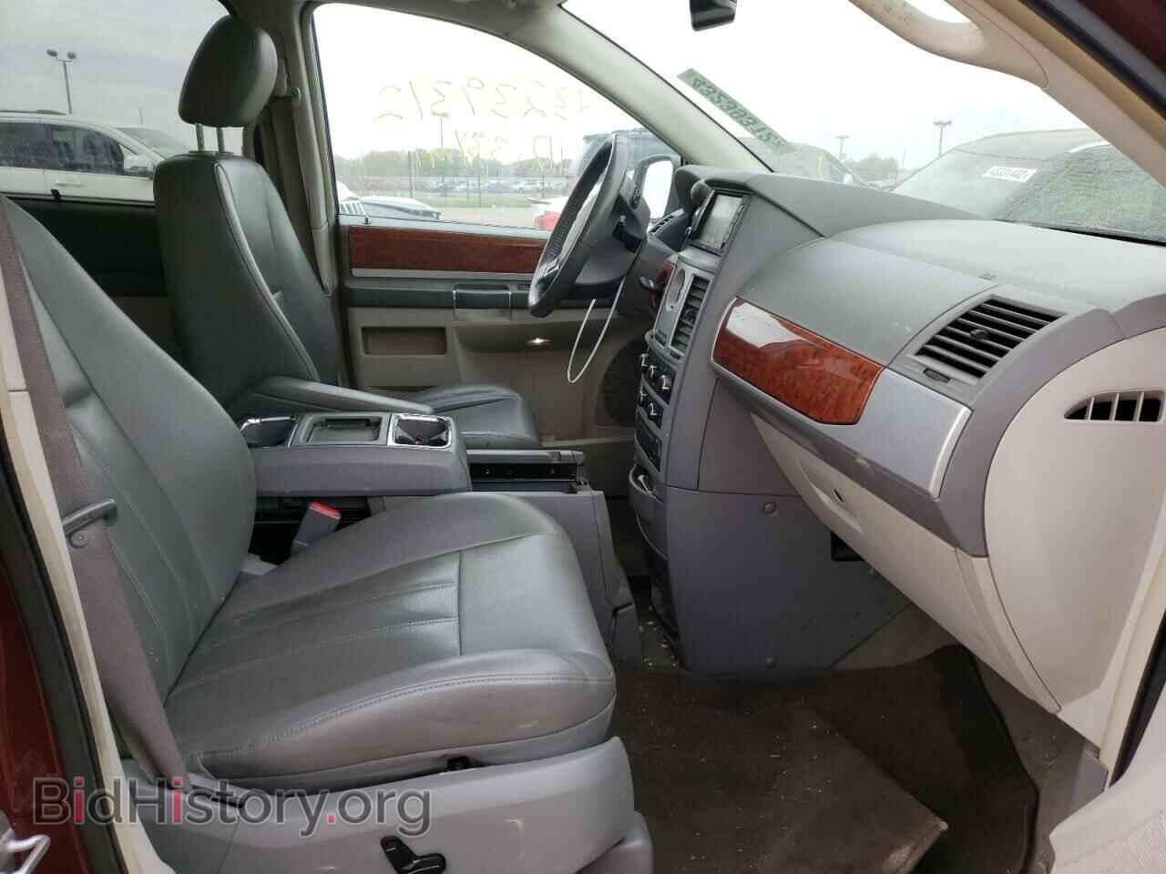 2009 CHRYSLER MINIVAN - VIN: 2A8HR54119R597955 - Фото 5