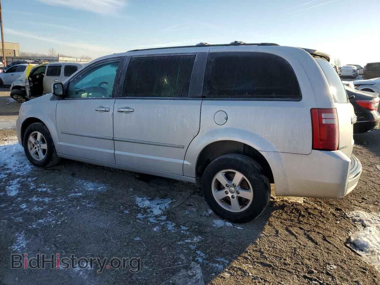 2010 DODGE CARAVAN - VIN: 2D4RN5D17AR196313 - Photo 2