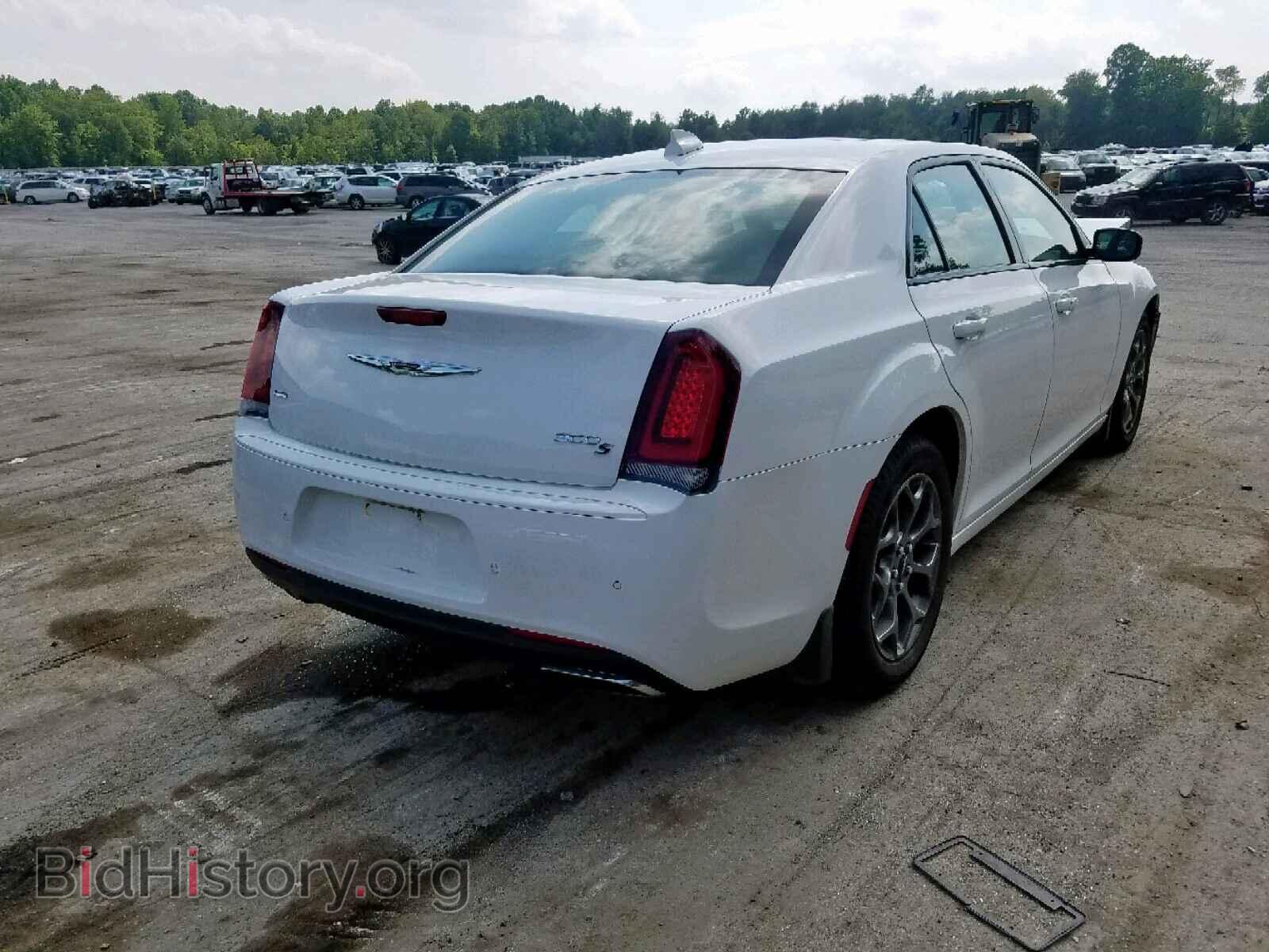 2016 CHRYSLER 300 - VIN: 2C3CCAGG5GH270350 - Фото 4