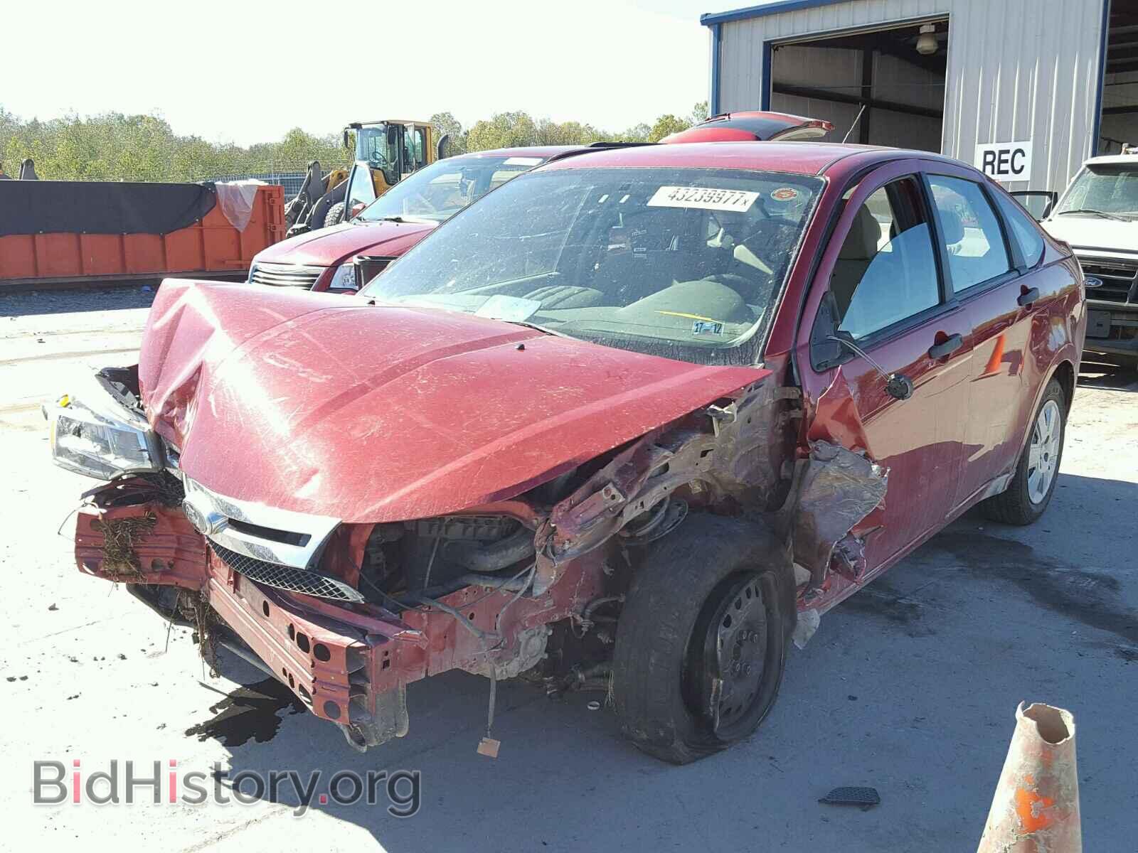 2011 FORD FOCUS - VIN: 1FAHP3EN9BW110099 - Фото 2