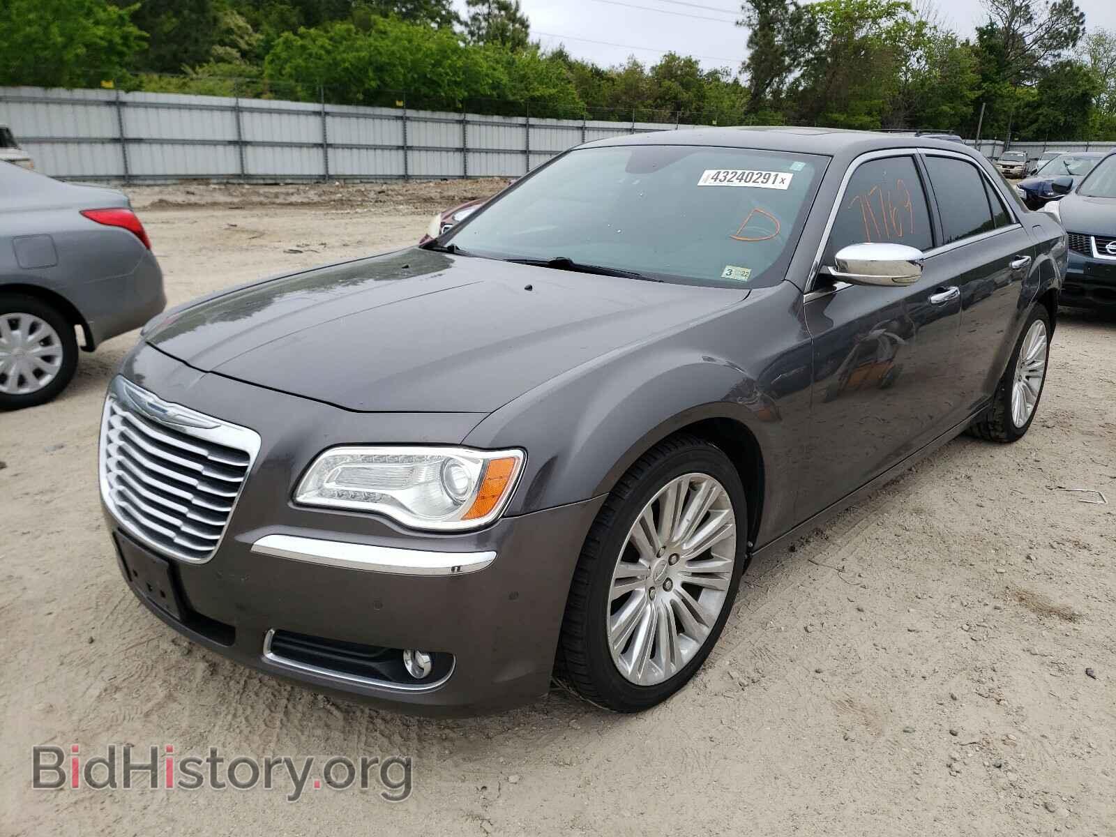 2014 CHRYSLER 300 - VIN: 2C3CCAEG4EH278455 - Фото 2