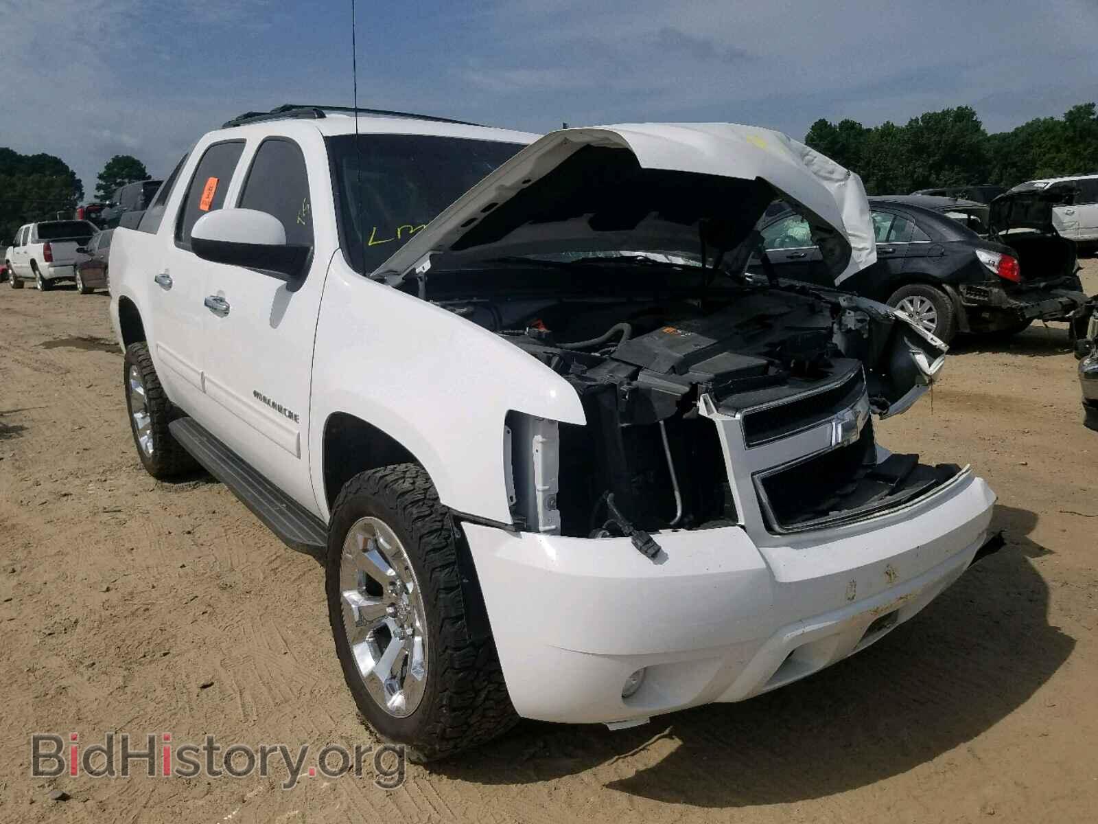 Фотография 3GNMCEE05BG245235 - CHEVROLET AVALANCHE 2011