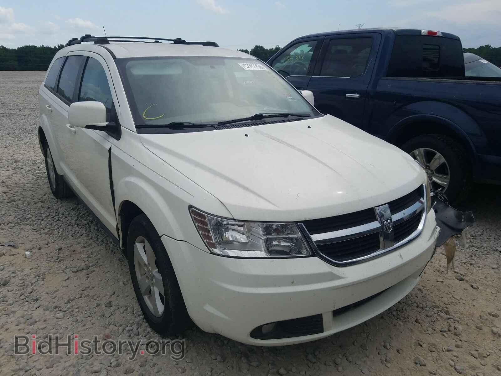 Фотография 3D4PG5FV0AT120608 - DODGE JOURNEY 2010