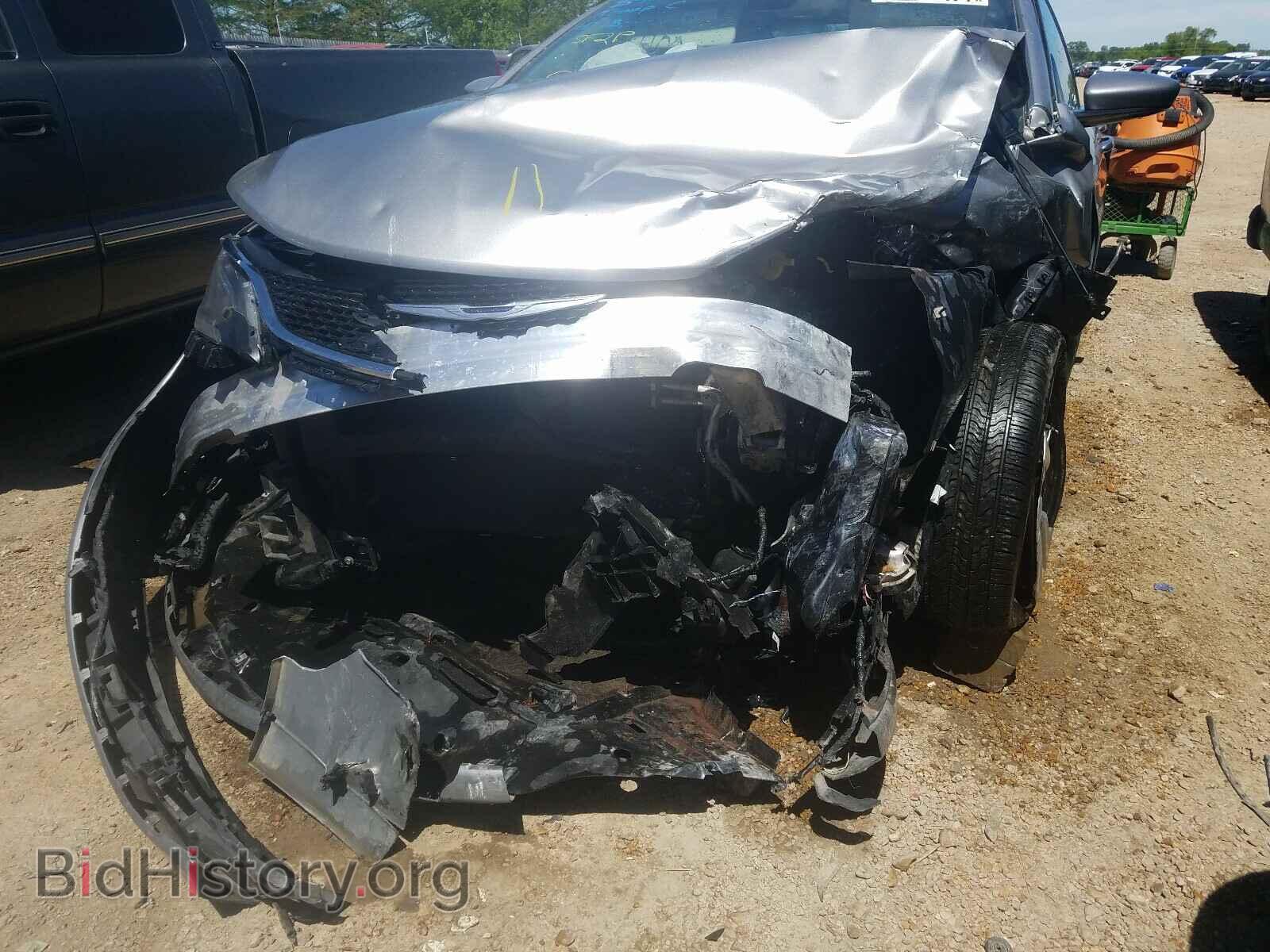 2016 CHRYSLER 200 - VIN: 1C3CCCFB0GN183450 - Фото 9