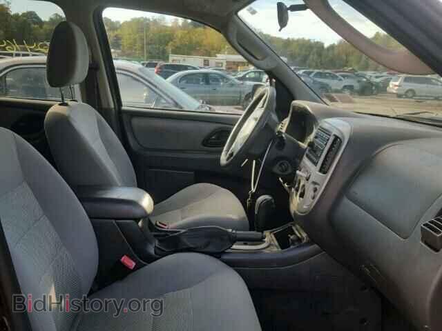 2005 FORD ESCAPE - VIN: 1FMYU93165KD16218 - Фото 5