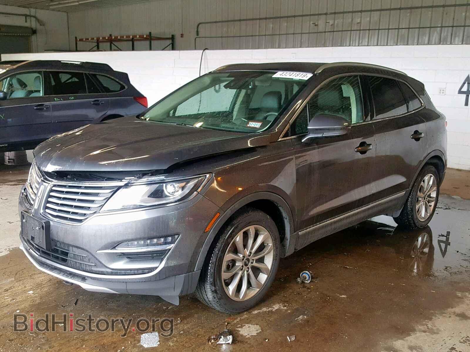 2017 LINCOLN MKC SELECT - VIN: 5LMCJ2D95HUL57279 - Photo 2