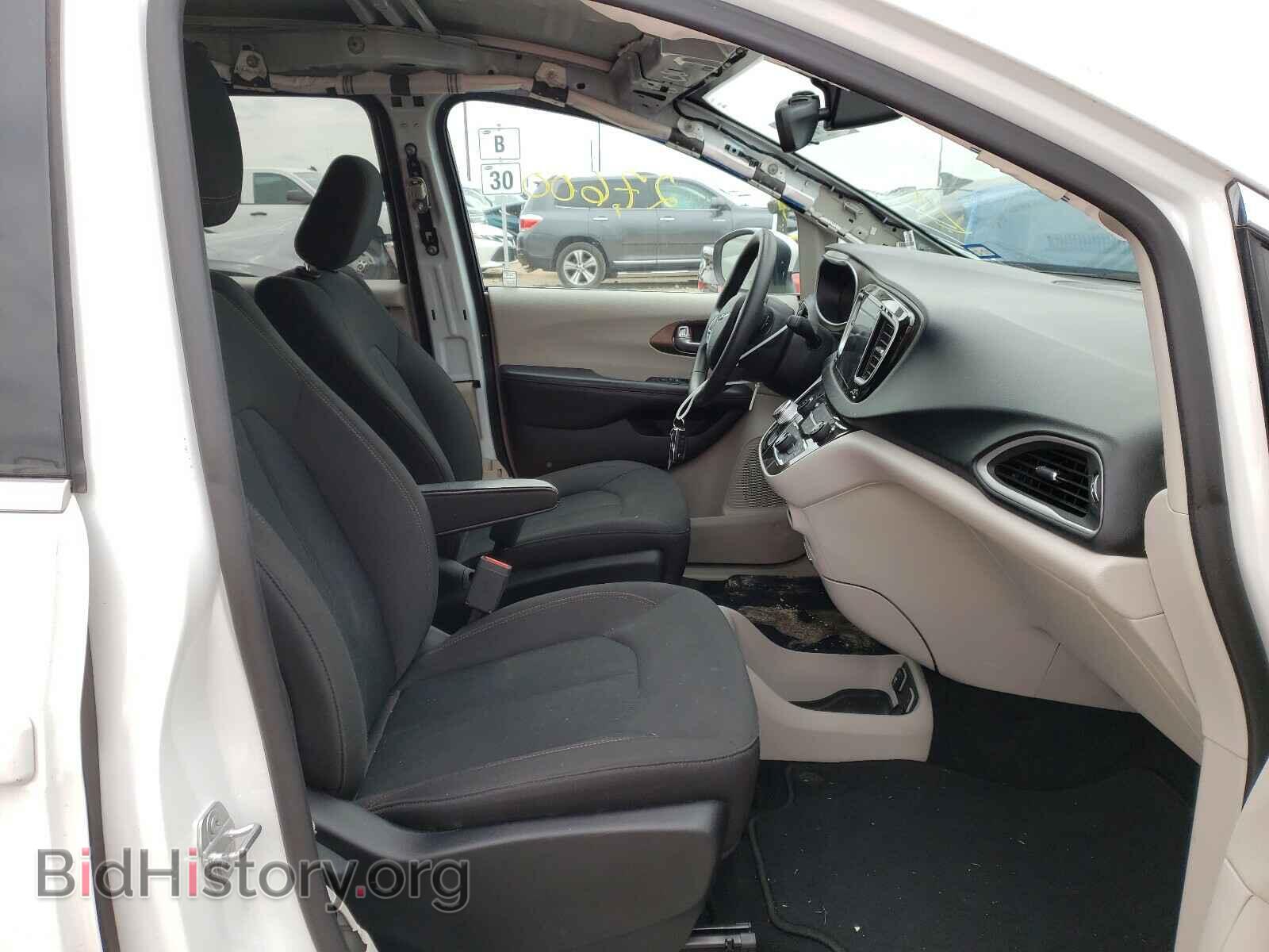 2017 CHRYSLER PACIFICA - VIN: 2C4RC1DG1HR840463 - Photo 5