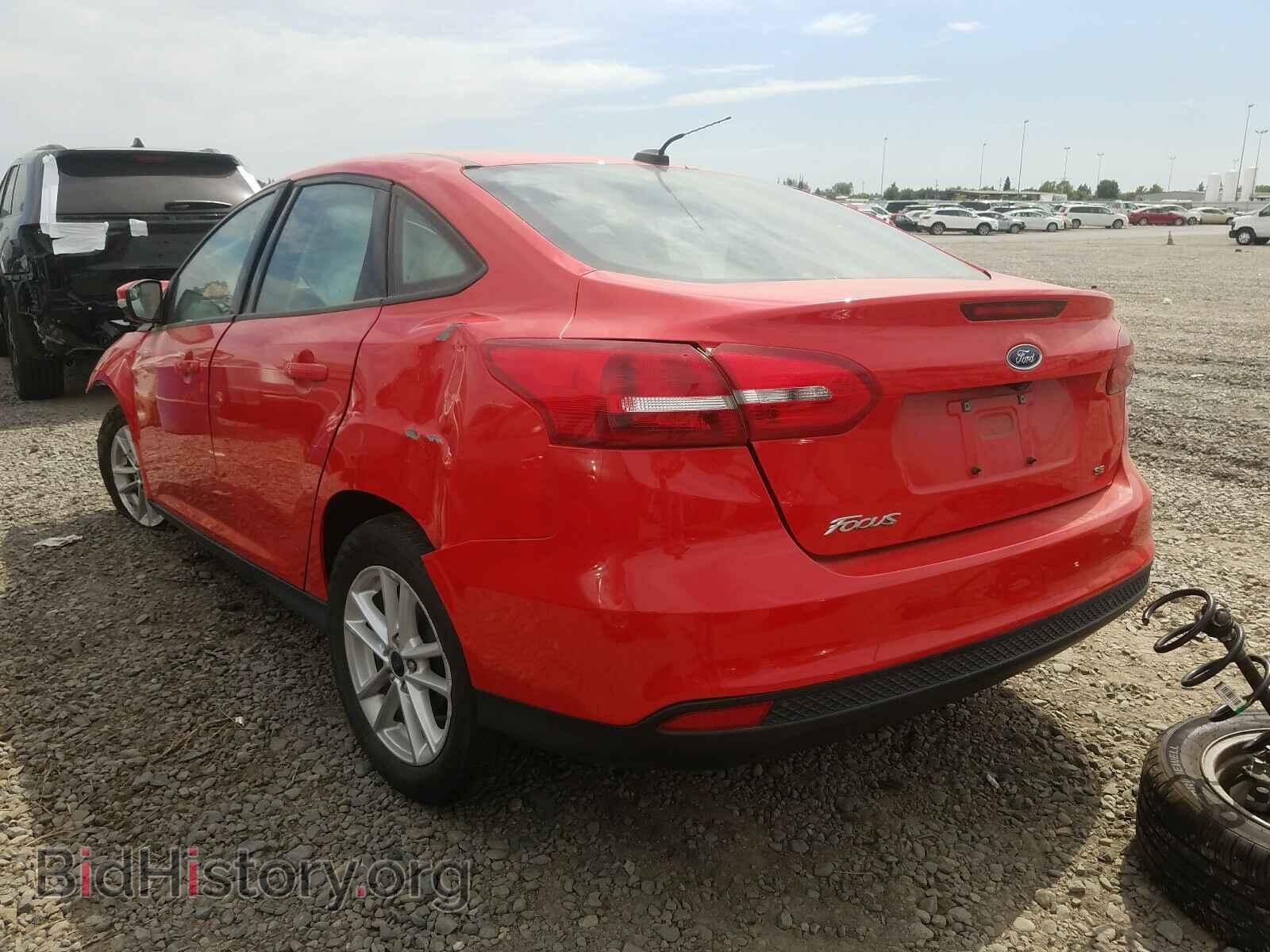 2016 FORD FOCUS - VIN: 1FADP3F2XGL319802 - Фото 3