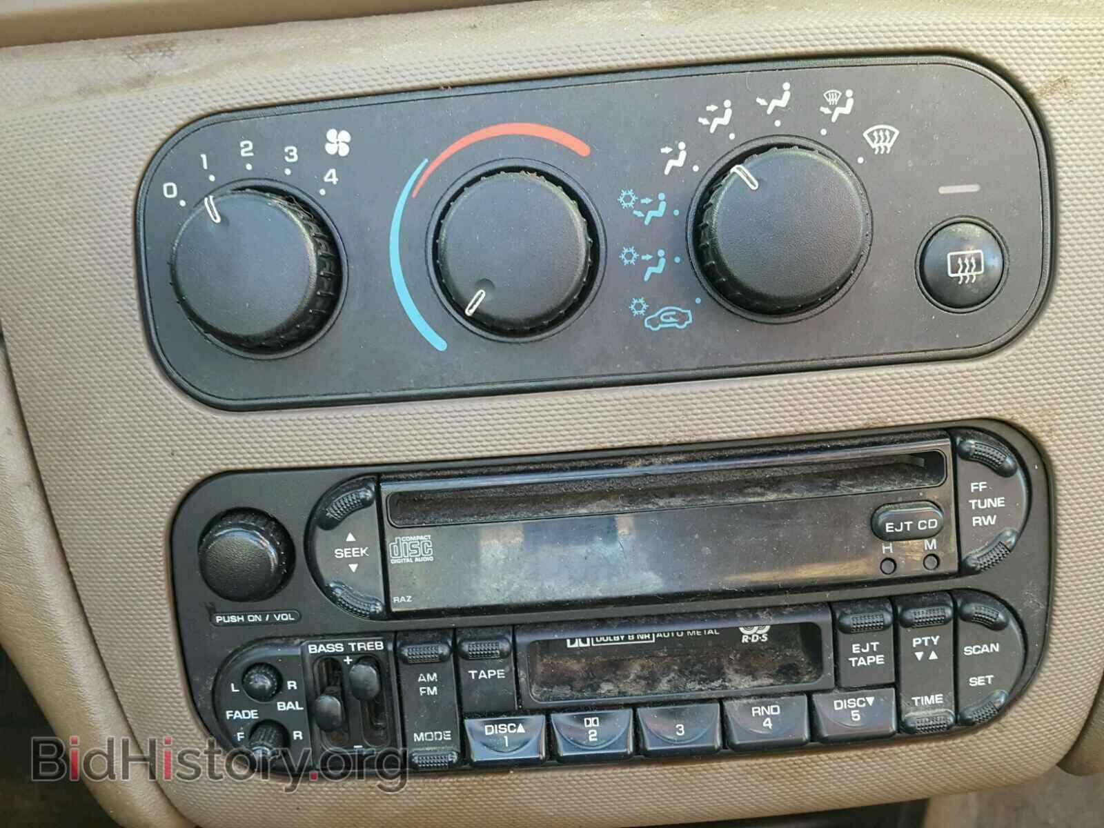 2004 CHRYSLER SEBRING - VIN: 1C3EL45R44N268106 - Фото 9