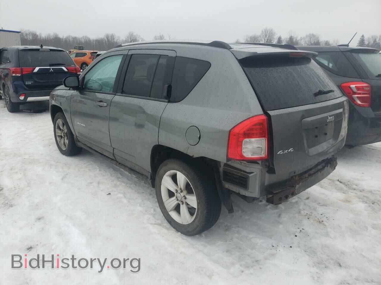 2011 JEEP COMPASS - VIN: 1J4NF1FB3BD207166 - Photo 2