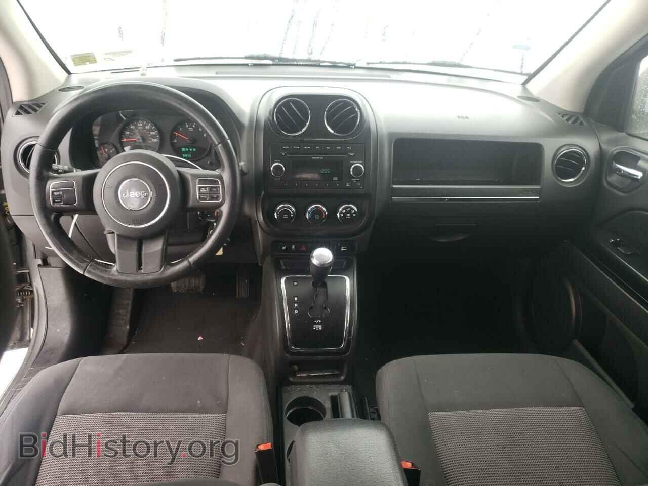 2011 JEEP COMPASS - VIN: 1J4NF1FB3BD207166 - Photo 8