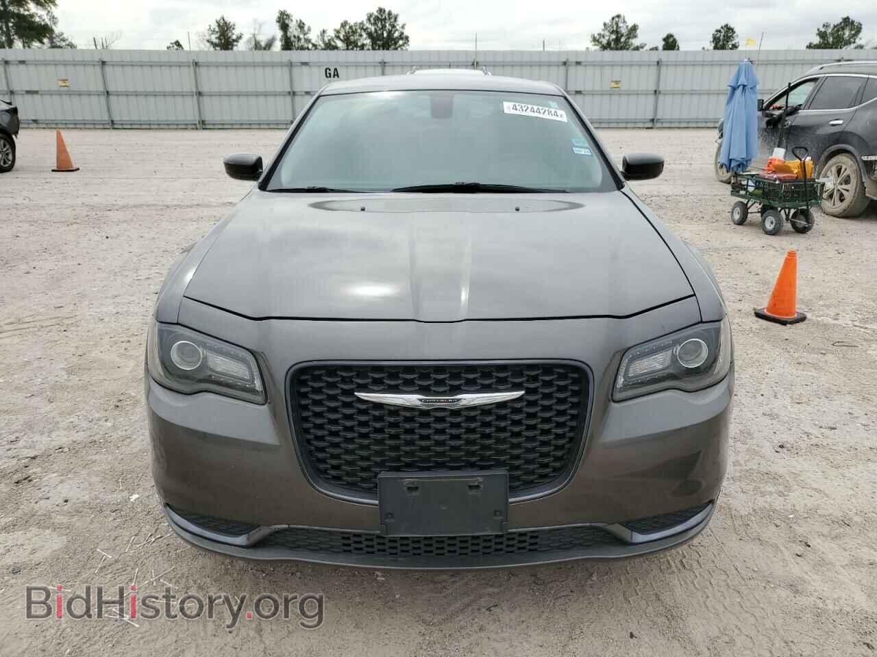 2019 CHRYSLER 300 - VIN: 2C3CCAAG9KH590532 - Фото 5