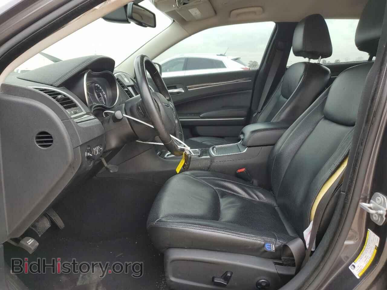 2019 CHRYSLER 300 - VIN: 2C3CCAAG9KH590532 - Фото 7