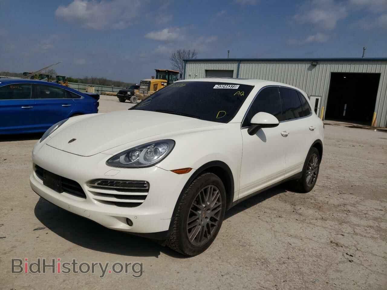 2011 PORSCHE CAYENNE - VIN: WP1AA2A29BLA03377 - Фото 2