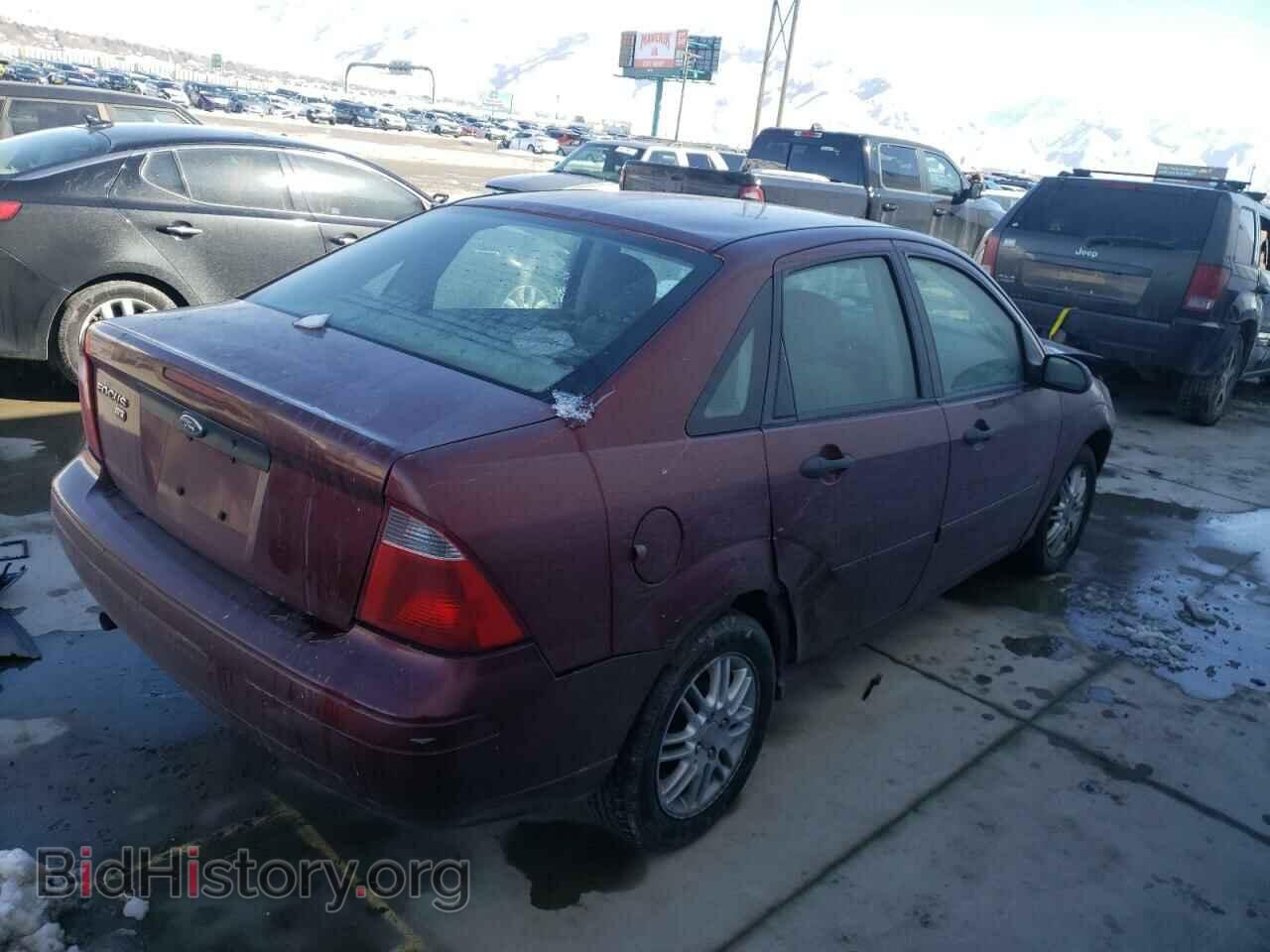 2007 FORD FOCUS - VIN: 1FAFP34N17W111859 - Фото 3