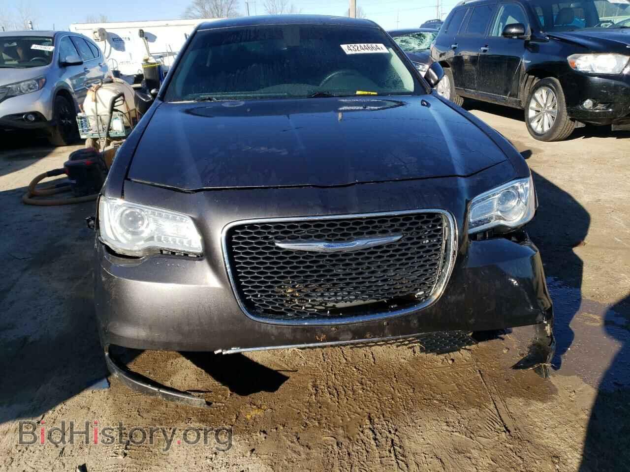 2017 CHRYSLER 300 - VIN: 2C3CCAAG7HH662238 - Фото 5