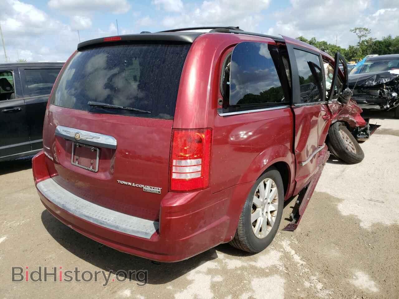 2010 CHRYSLER MINIVAN - VIN: 2A4RR8D19AR320806 - Photo 4