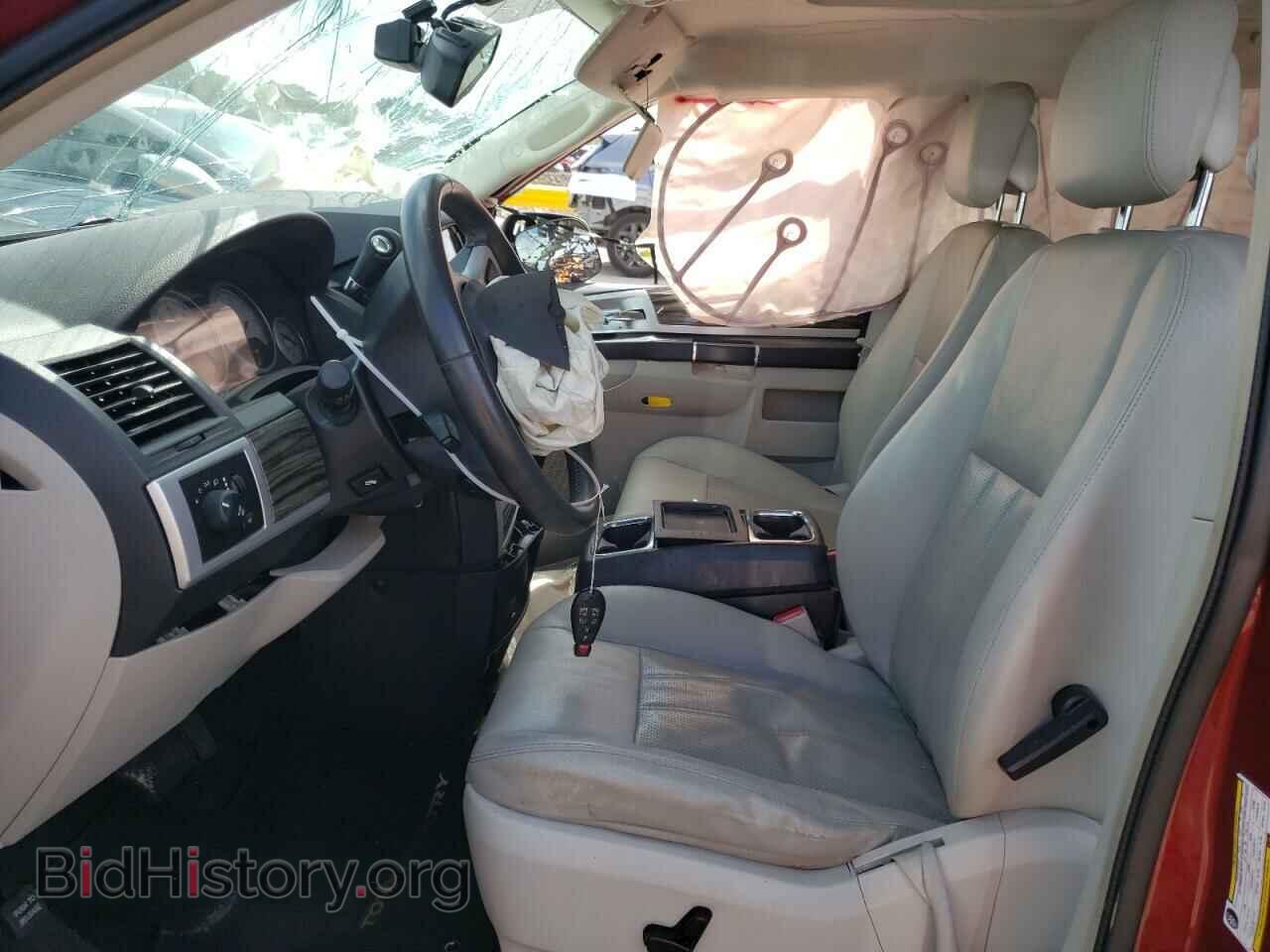 2010 CHRYSLER MINIVAN - VIN: 2A4RR8D19AR320806 - Photo 5