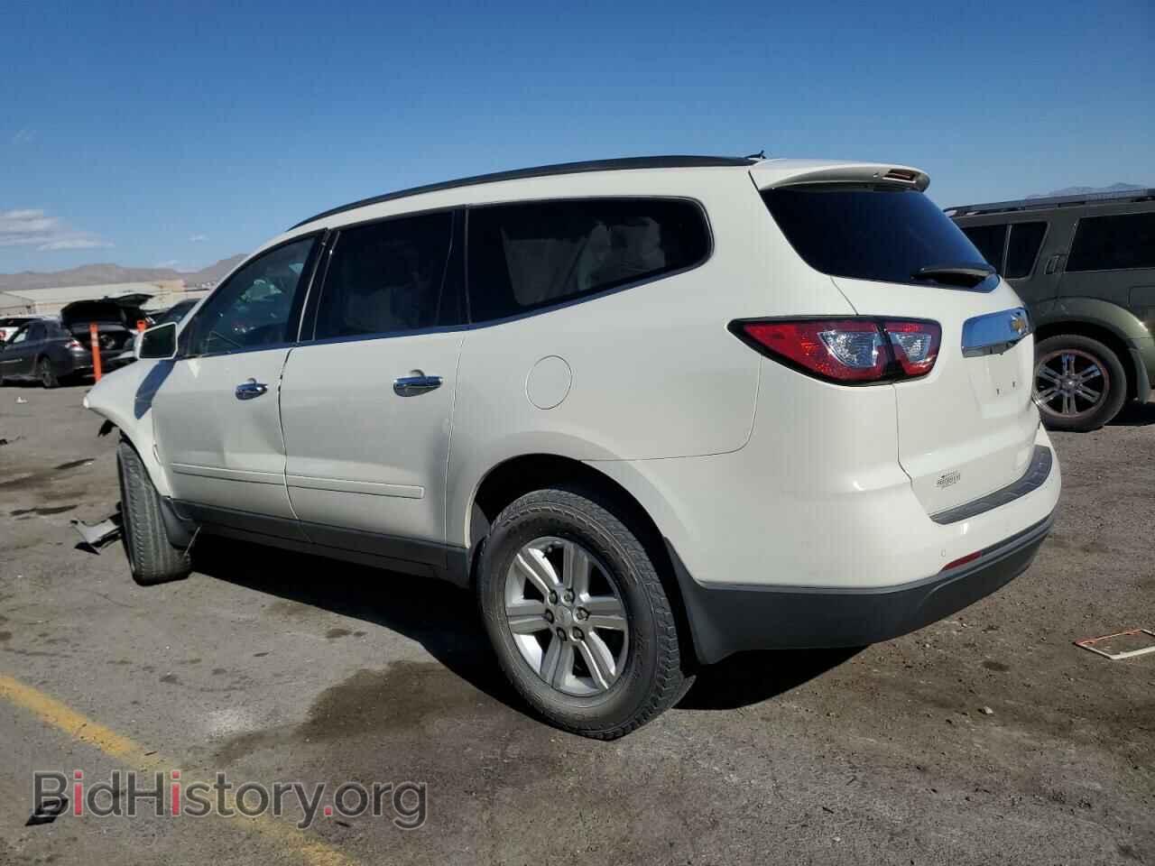 2014 CHEVROLET TRAVERSE - VIN: 1GNKRHKD8EJ372479 - Фото 2