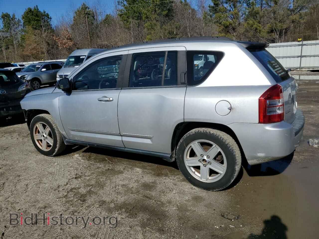 2010 JEEP COMPASS - VIN: 1J4NF4FB3AD649655 - Фото 2