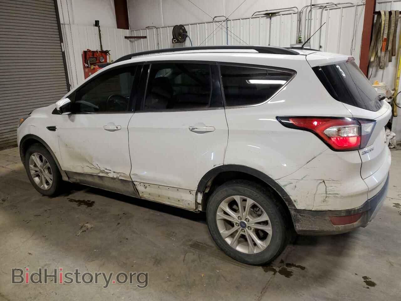 2017 FORD ESCAPE - VIN: 1FMCU9G9XHUD96092 - Фото 2