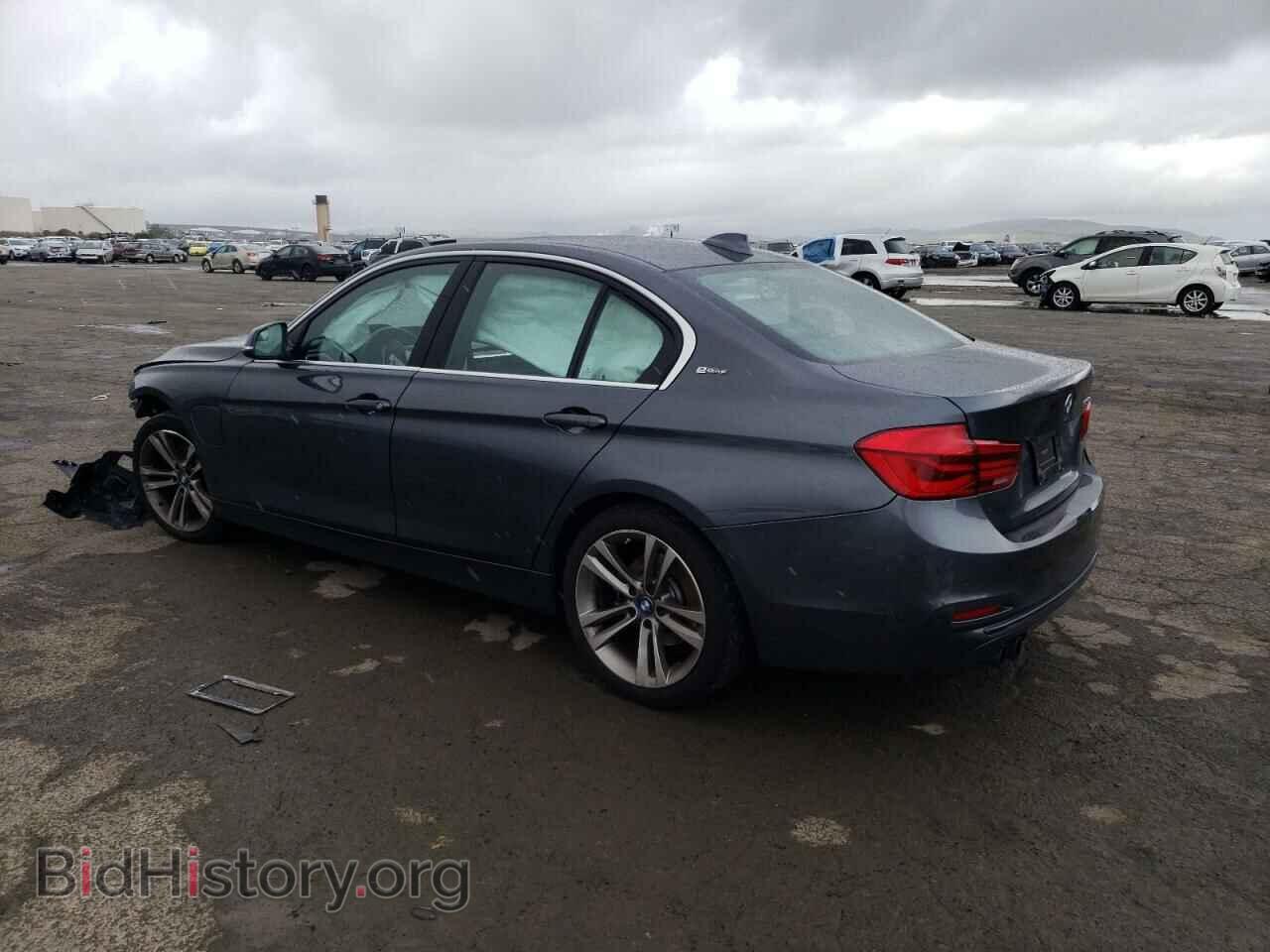 2018 BMW 3 SERIES - VIN: WBA8E1C5XJA755991 - Фото 2