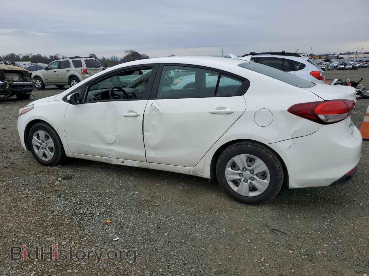 2017 KIA FORTE - VIN: 3KPFK4A76HE045888 - Фото 2