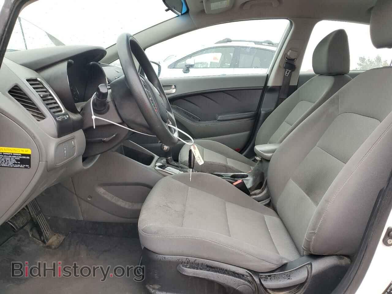 2017 KIA FORTE - VIN: 3KPFK4A76HE045888 - Фото 7