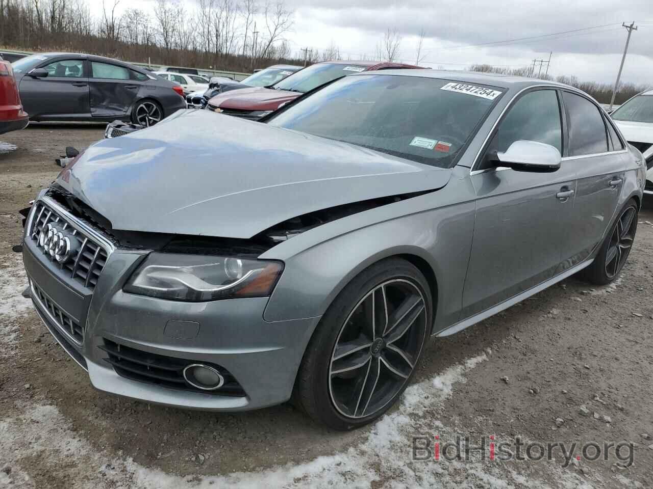 Photo WAUFGCFL1AA146618 - AUDI S4/RS4 2010