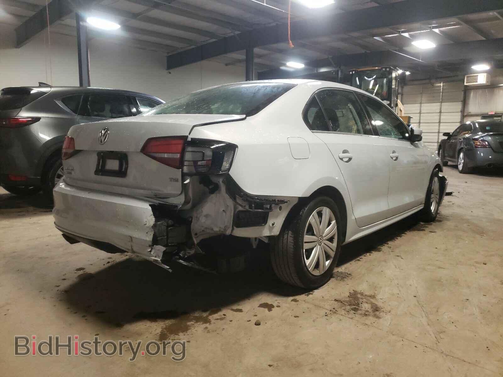 2017 VOLKSWAGEN JETTA - VIN: 3VW2B7AJ9HM302475 - Фото 4