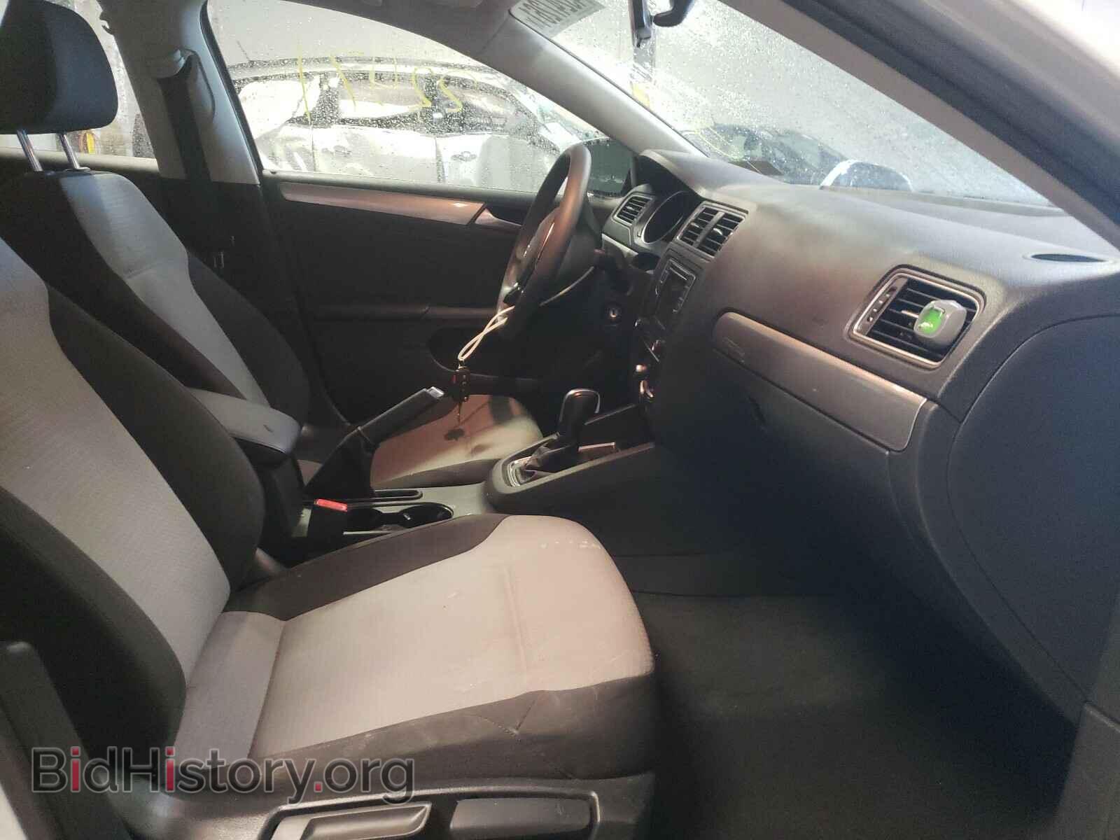 2017 VOLKSWAGEN JETTA - VIN: 3VW2B7AJ9HM302475 - Фото 5