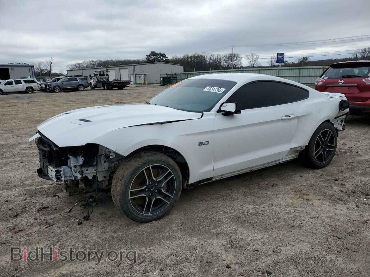 Photo 1FA6P8CF9J5116523 - FORD MUSTANG 2018