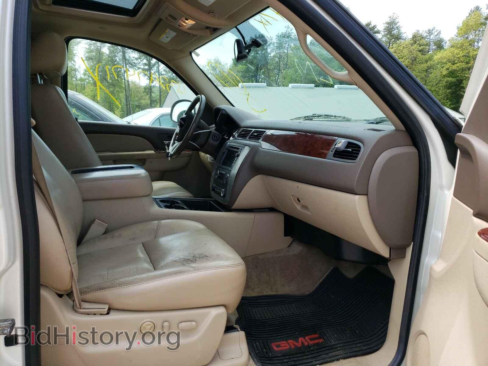 2011 GMC YUKON - VIN: 1GKS2CE07BR385654 - Фото 5