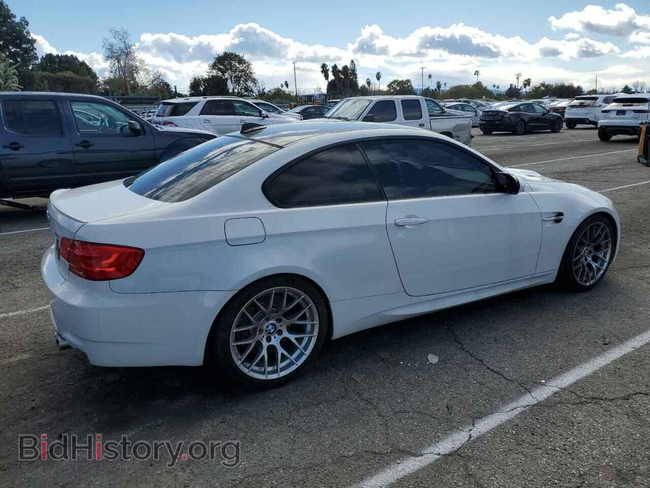2013 BMW M3 - VIN: WBSKG9C56DJ594456 - Фото 3