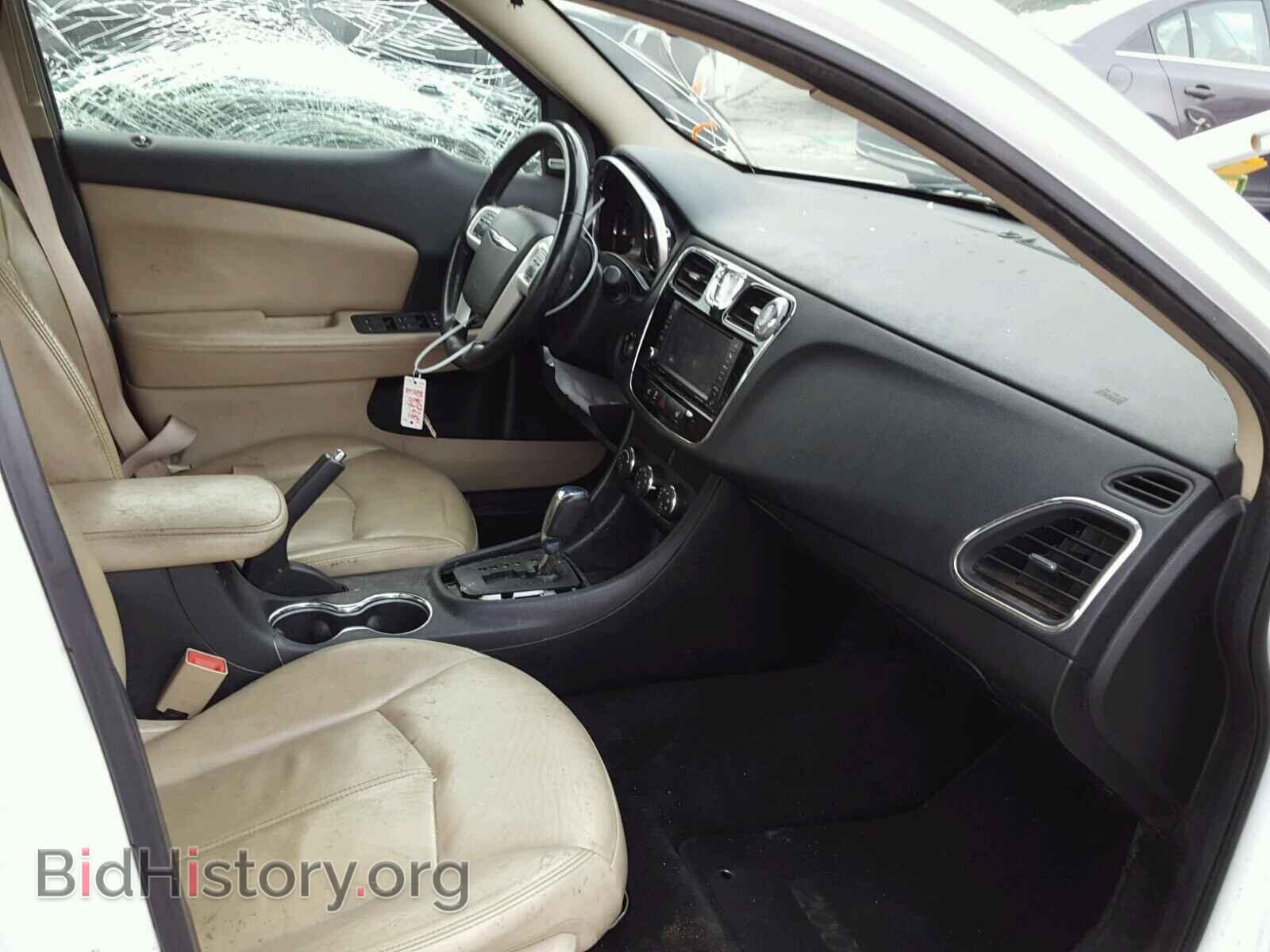 2012 CHRYSLER 200 - VIN: 1C3CCBCG4CN106326 - Фото 5
