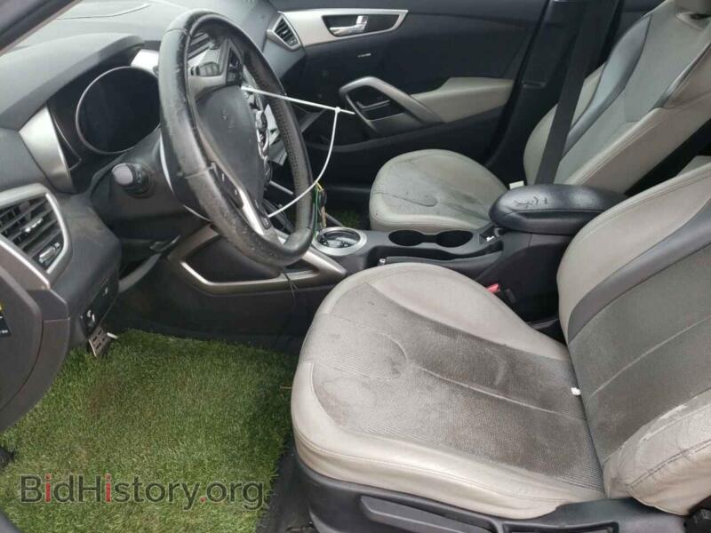2012 Hyundai VELOSTER (VIN KMHTC6AD7CU049908) — photo 7 of 12