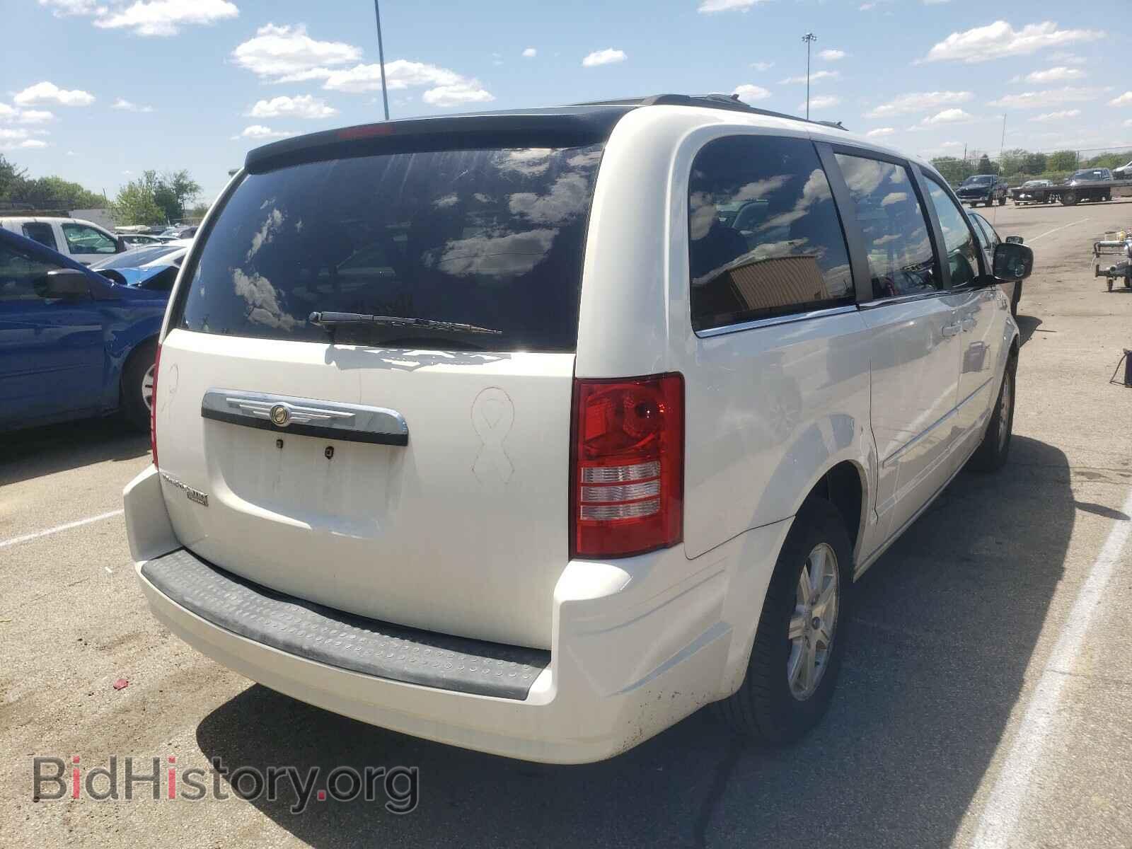 2008 CHRYSLER MINIVAN - VIN: 2A8HR54P18R609766 - Фото 4