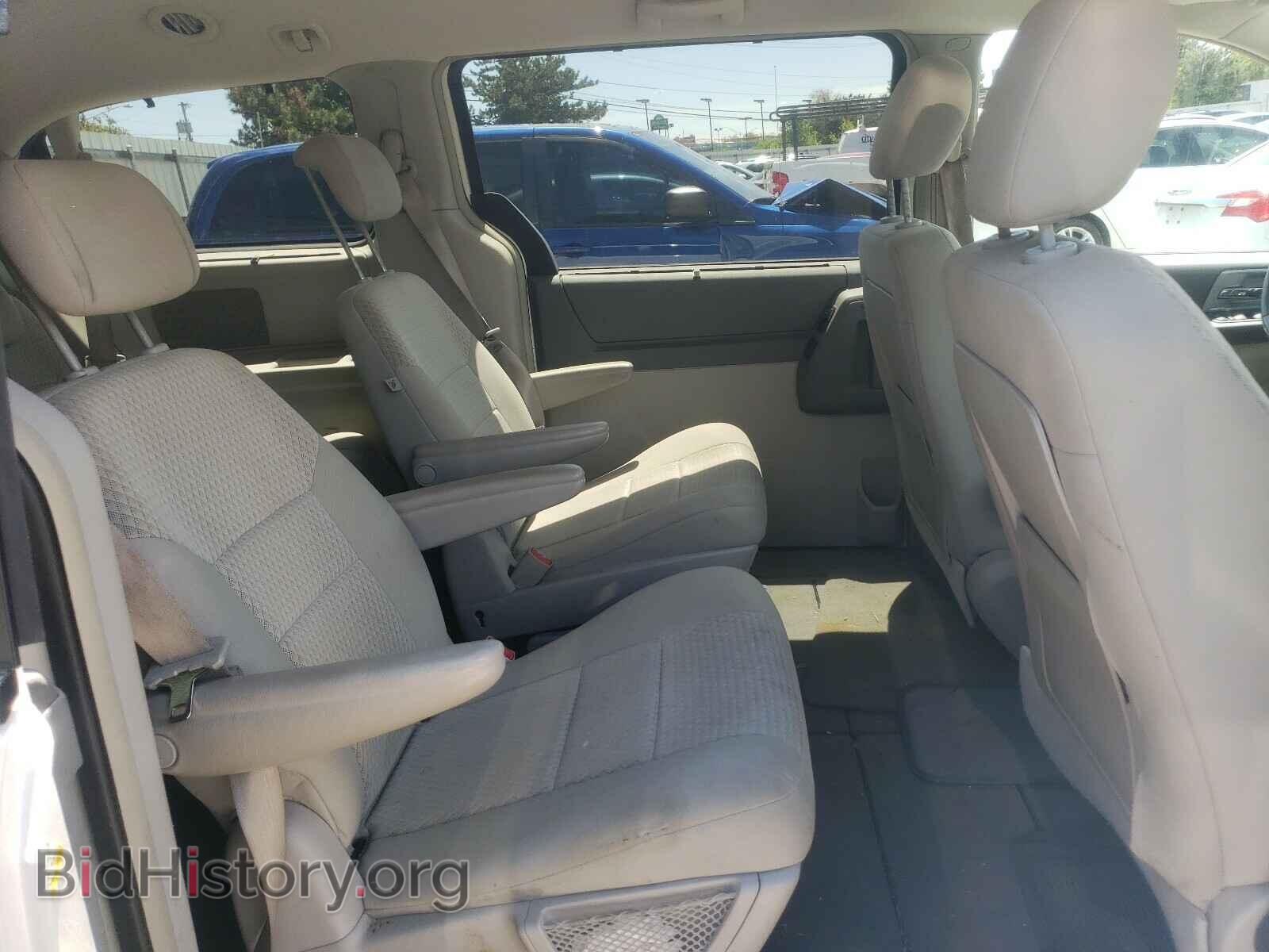 2008 CHRYSLER MINIVAN - VIN: 2A8HR54P18R609766 - Фото 6