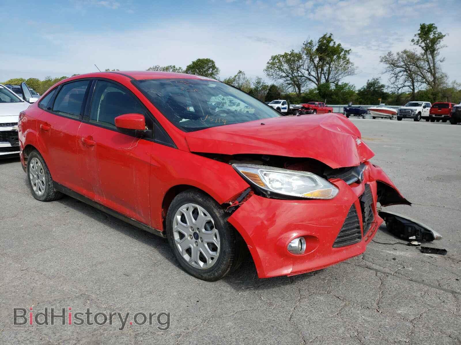 Photo 1FAHP3F21CL450936 - FORD FOCUS 2012