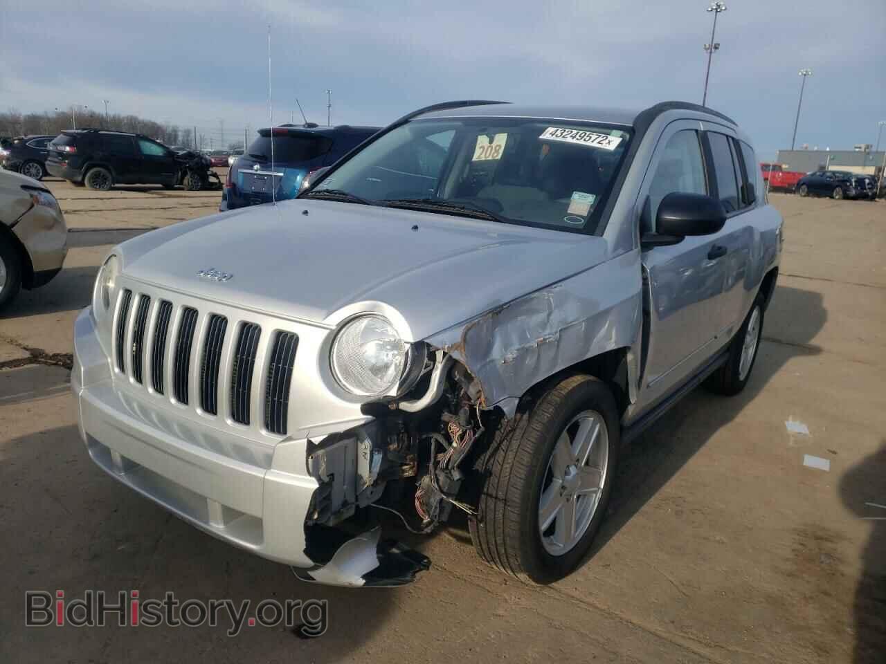 2009 JEEP COMPASS - VIN: 1J4FT47BX9D128570 - Photo 2