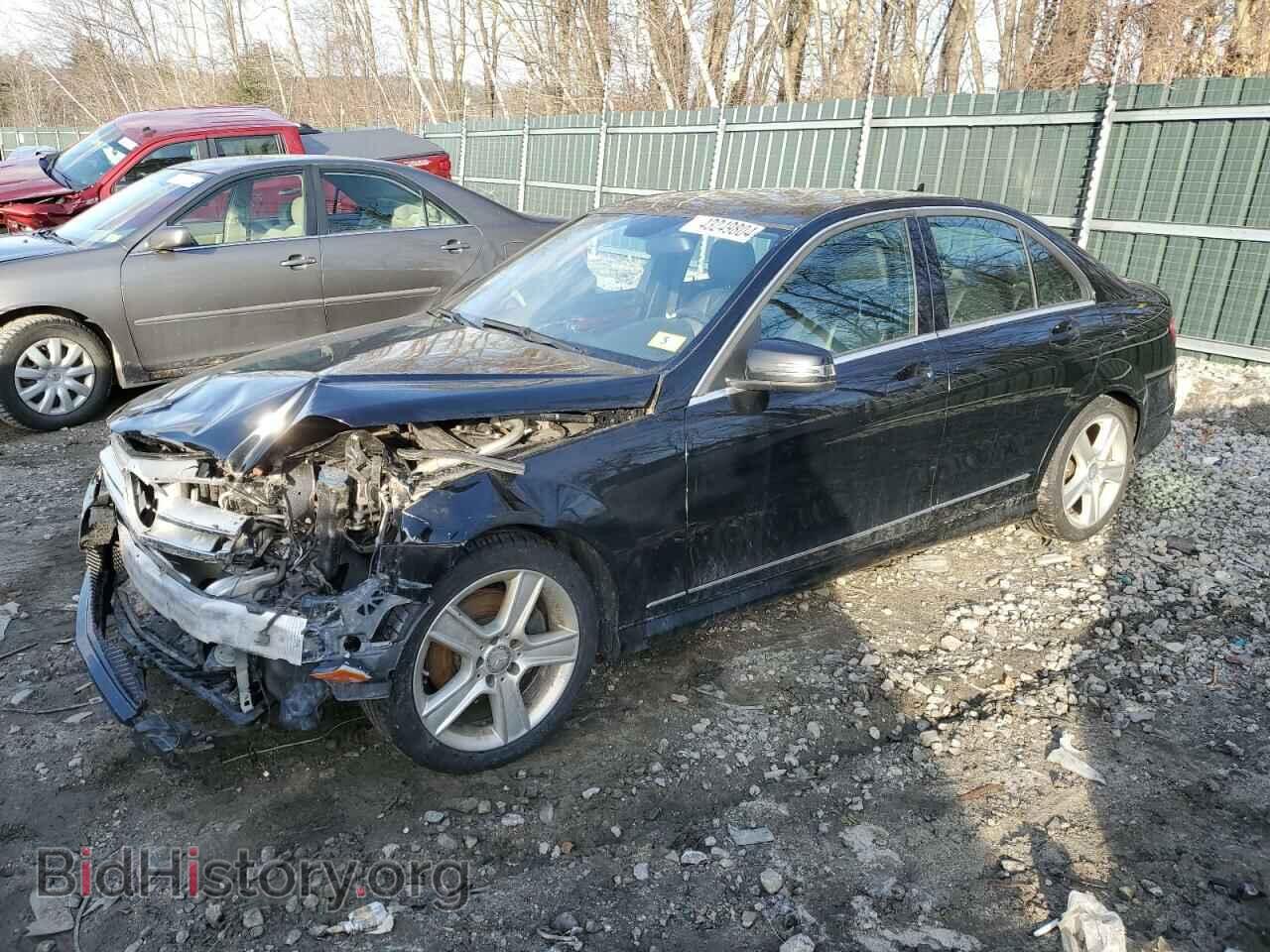 Photo WDDGF8BBXBR185155 - MERCEDES-BENZ C-CLASS 2011