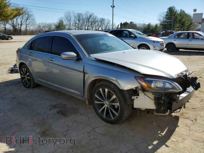 2013 Chrysler 200 (VIN 1C3CCBBGXDN717934) — photo 4 of 12