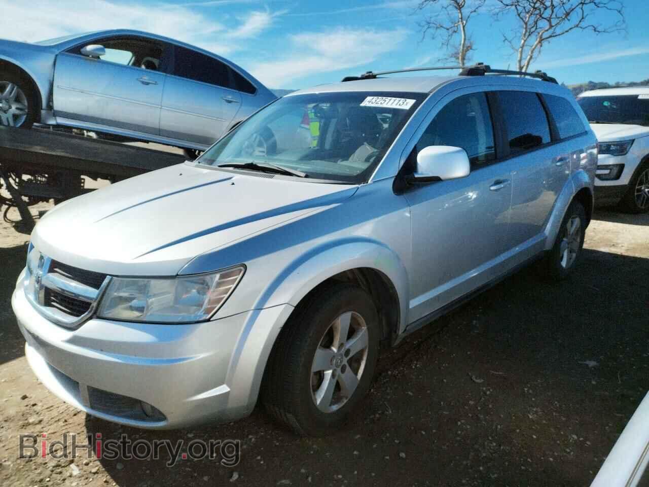Фотография 3D4PG5FV8AT138211 - DODGE JOURNEY 2010