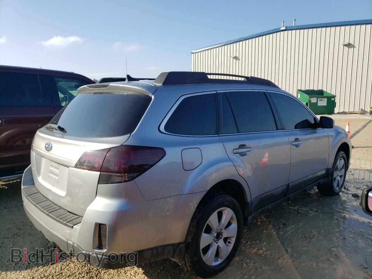 2011 SUBARU OUTBACK - VIN: 4S4BRBFC7B3410674 - Фото 3