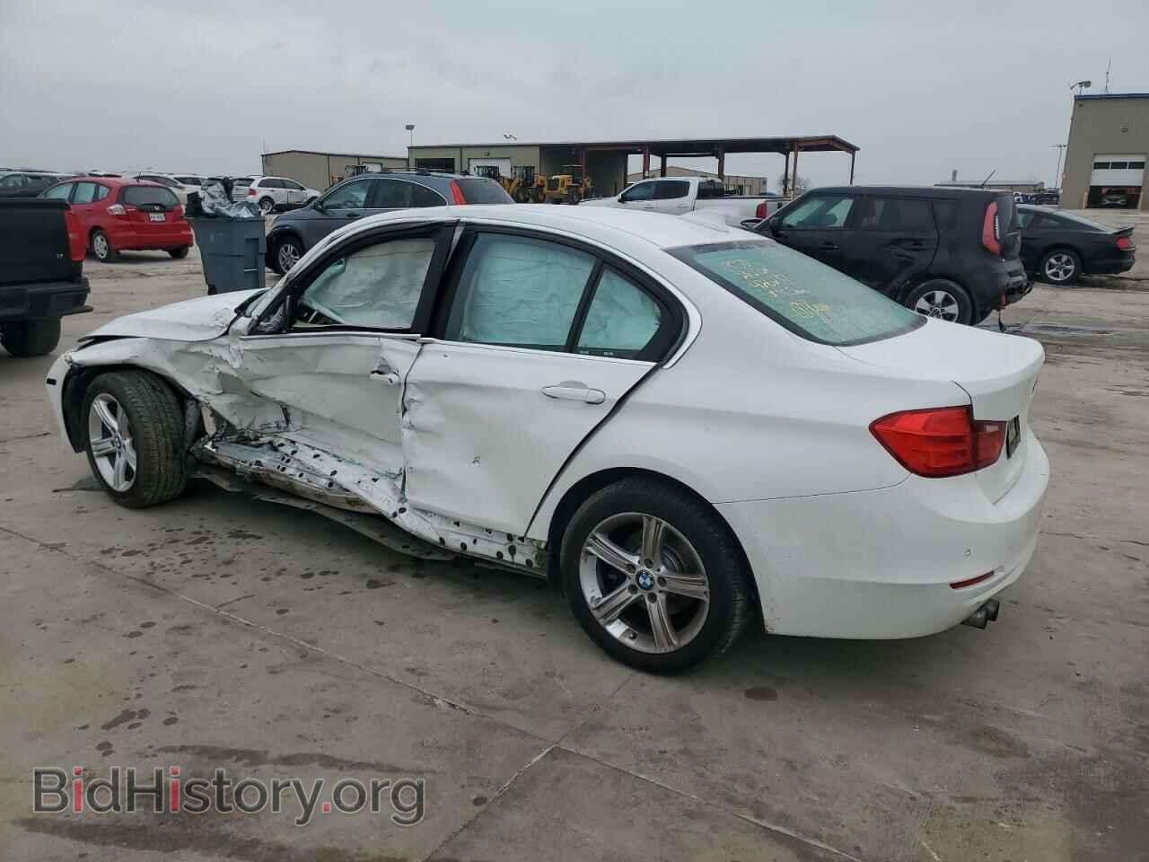 2015 BMW 3 SERIES - VIN: WBA3A5C58FP604214 - Фото 2
