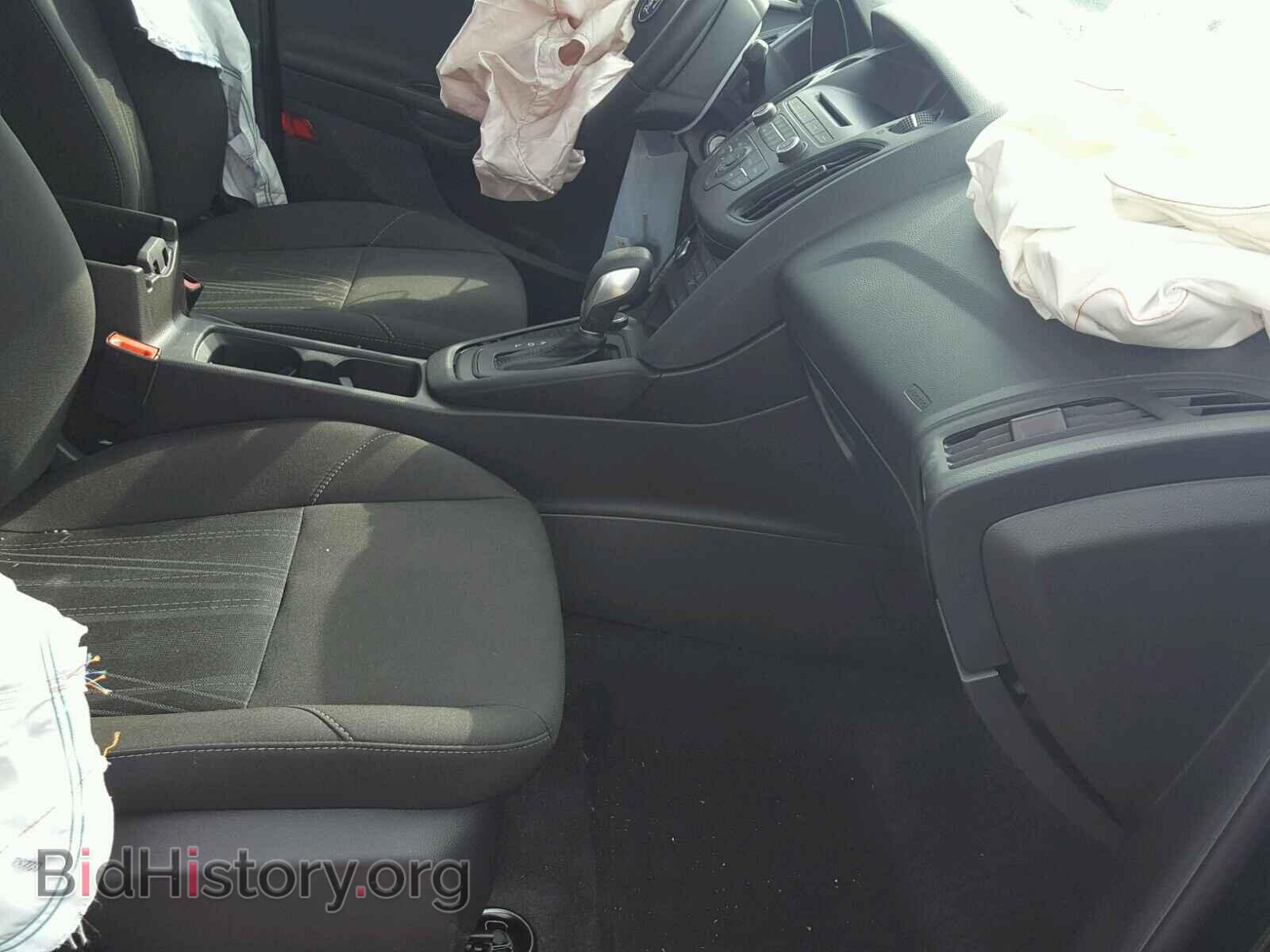 2017 FORD FOCUS - VIN: 1FADP3F22HL270547 - Photo 5