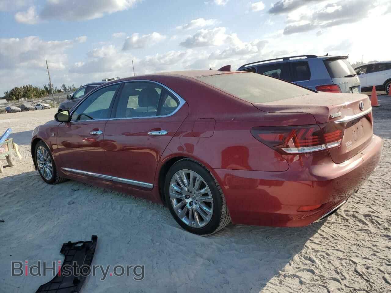 2015 LEXUS LS460 - VIN: JTHBL5EF2F5136361 - Photo 2