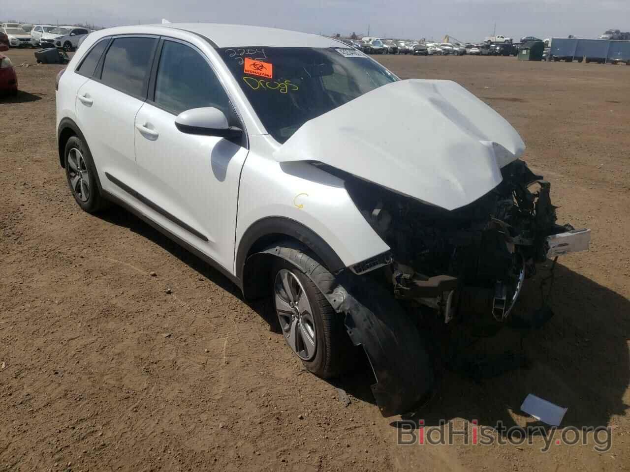 Фотография KNDCB3LC2H5052369 - KIA NIRO 2017