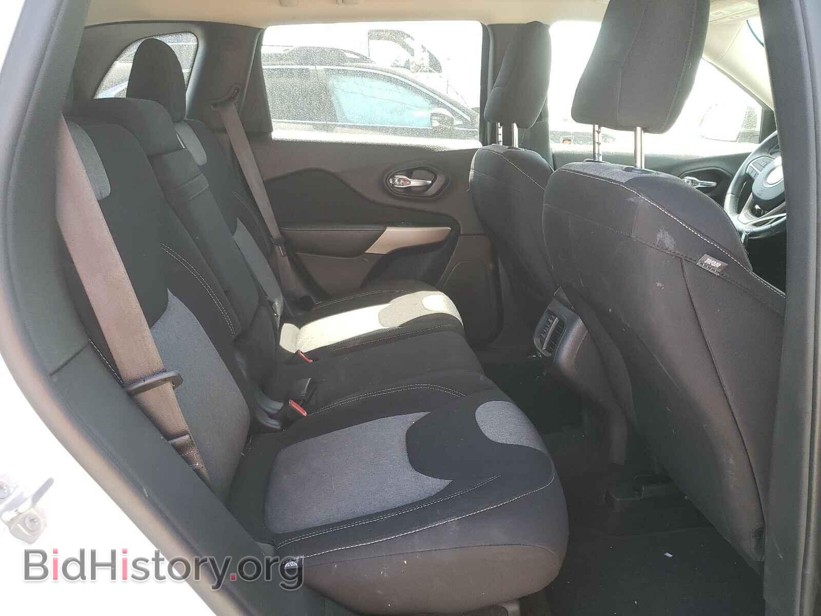 2018 JEEP CHEROKEE - VIN: 1C4PJMCB8JD575876 - Фото 6